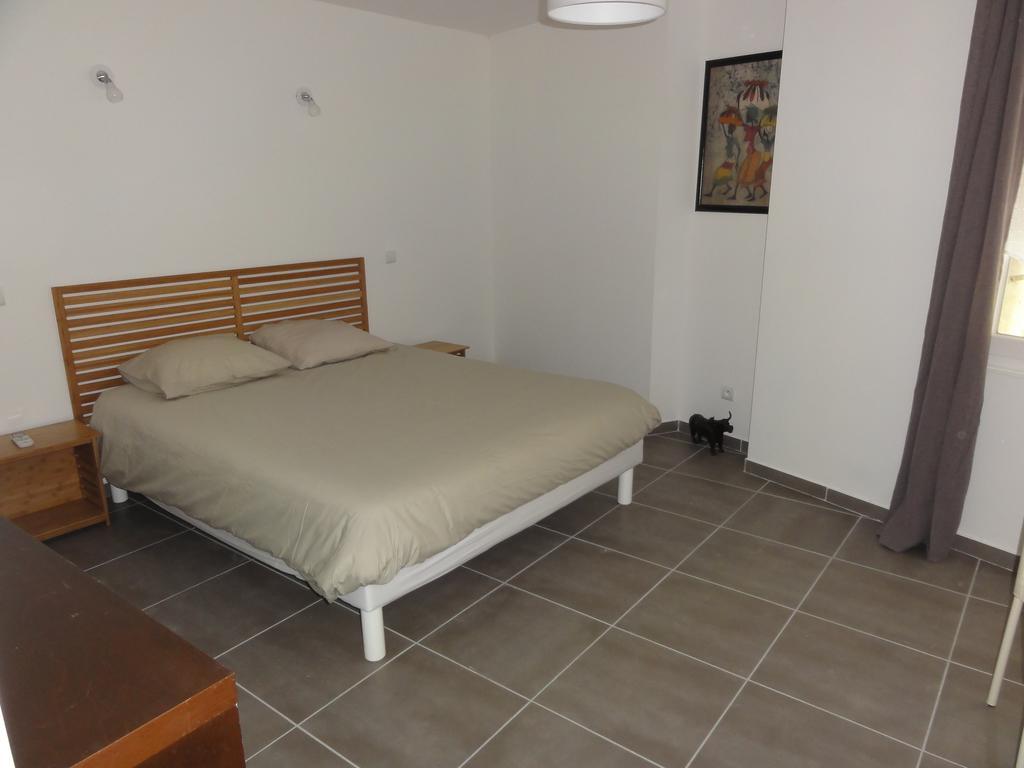 B&B Casa D'Oc Nissan-lez-Enserune Oda fotoğraf